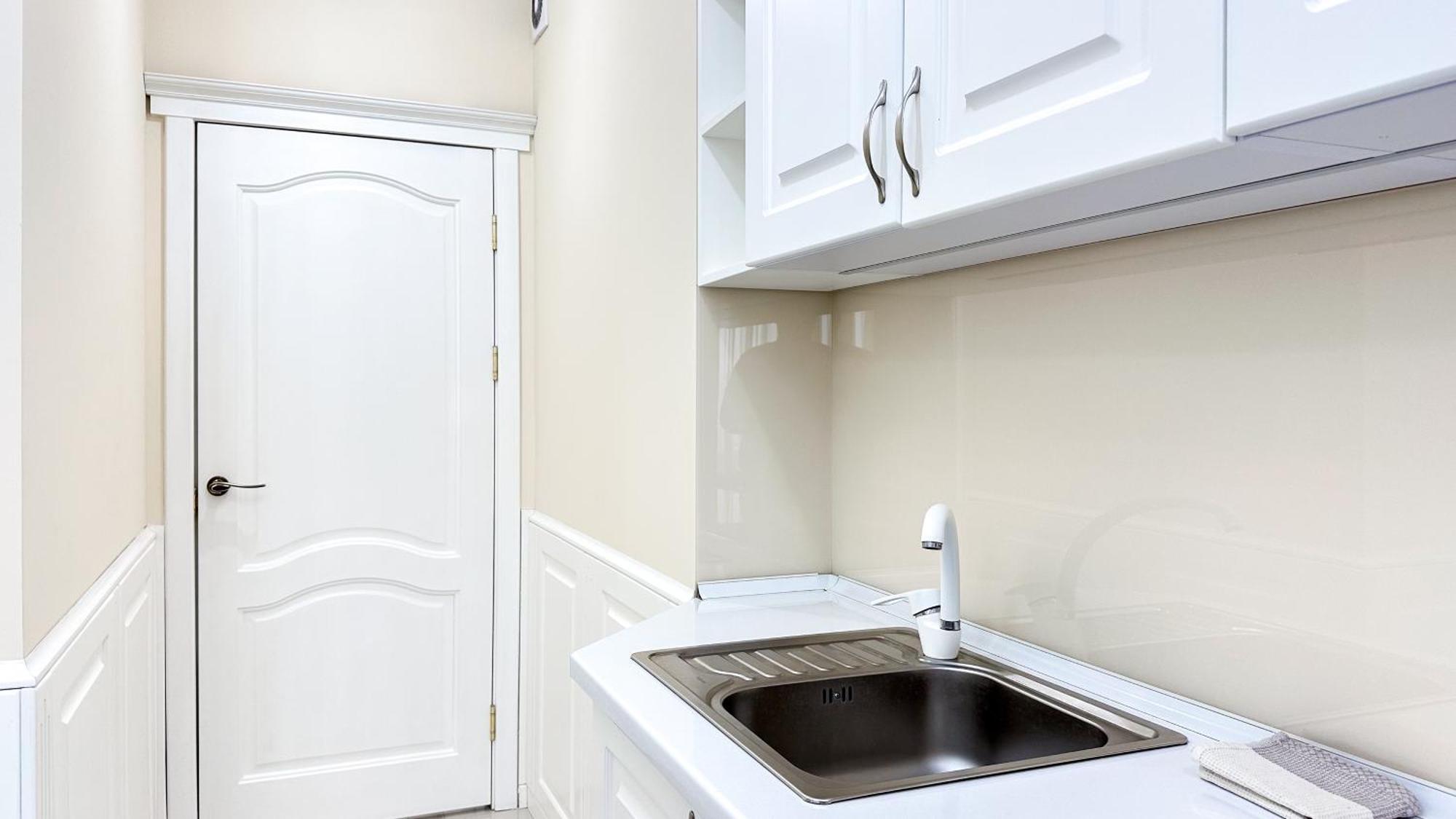 Business Class Apartments In The City Center Kisinyov Kültér fotó
