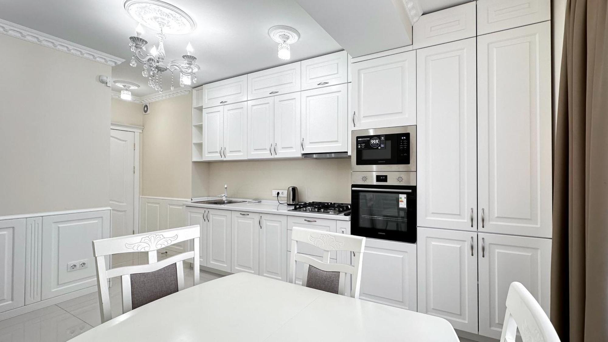 Business Class Apartments In The City Center Kisinyov Kültér fotó