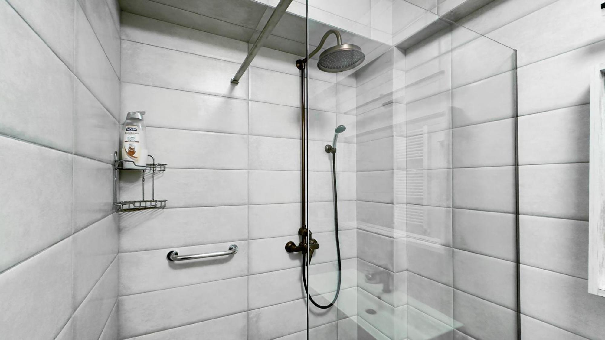 Business Class Apartments In The City Center Kisinyov Kültér fotó